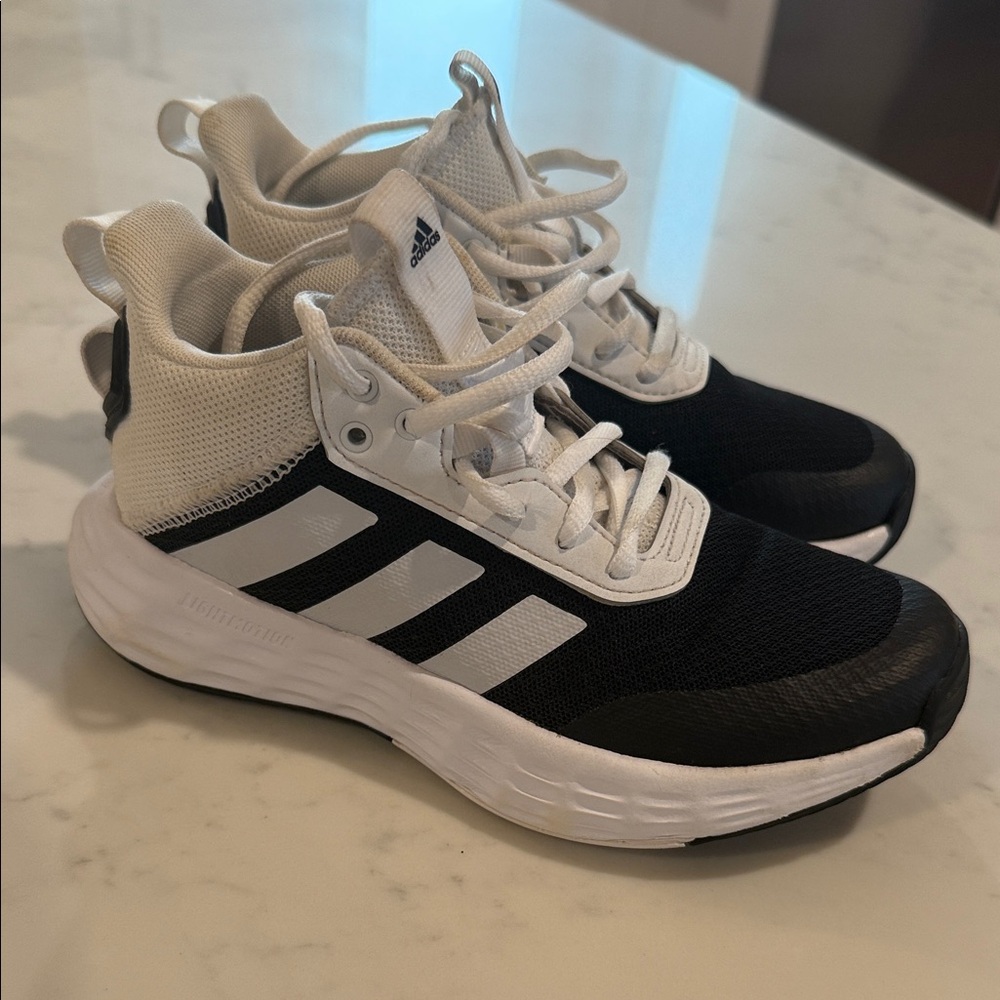 Adidas Kids Black and White Sneakers